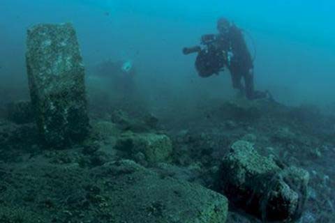 Diver explores submerged ruins of Samabaj.