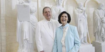 Elder and Sister Holland at the dedication of the Rome Italy temple in 2019. Image via Deseret News.